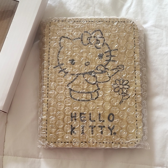 Hello kitty wood mirror - Picture 5 of 5